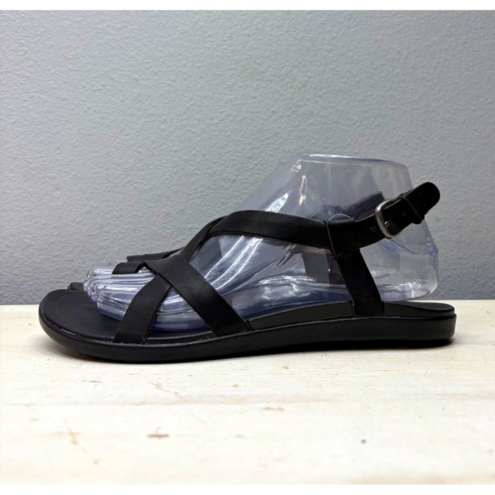 OluKai Black Leather Upena Strap Sandals Size 7